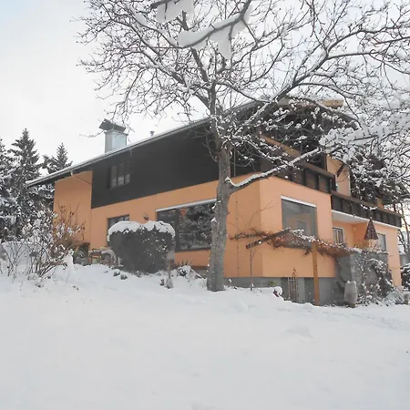 Gaestehaus Edelweiss *