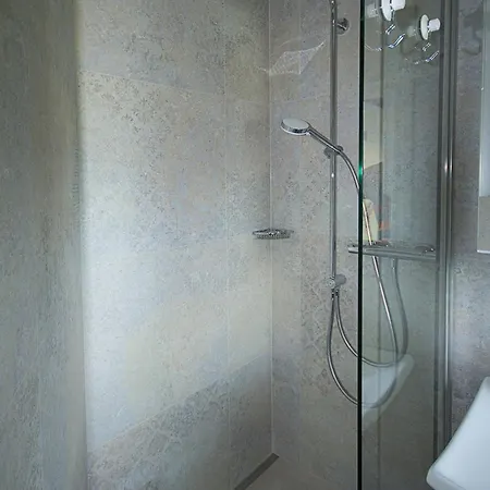 Gaestehaus Edelweiss Apartmán *